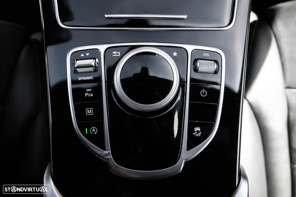 Mercedes-Benz GLC 250 - 30