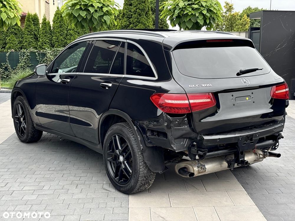 Mercedes-Benz GLC 300 4Matic 9G-TRONIC - 5