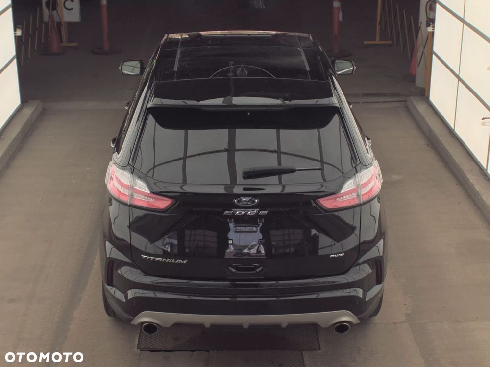 Ford Edge - 4
