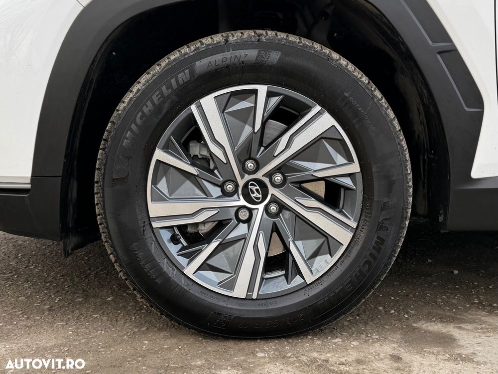 Hyundai Tucson 1.6 T-GDi HEV 2WD Advantage - 24