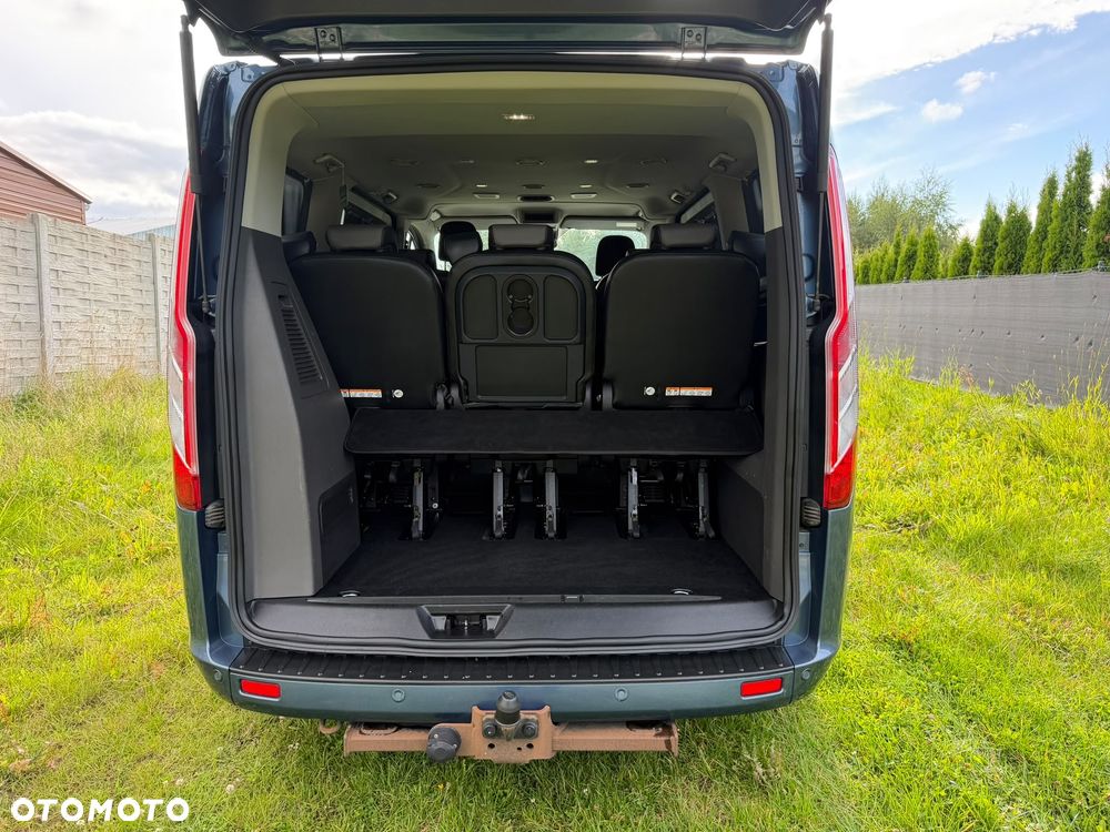 Ford Tourneo Custom 2.0 EcoBlue L1 Titanium X - 11