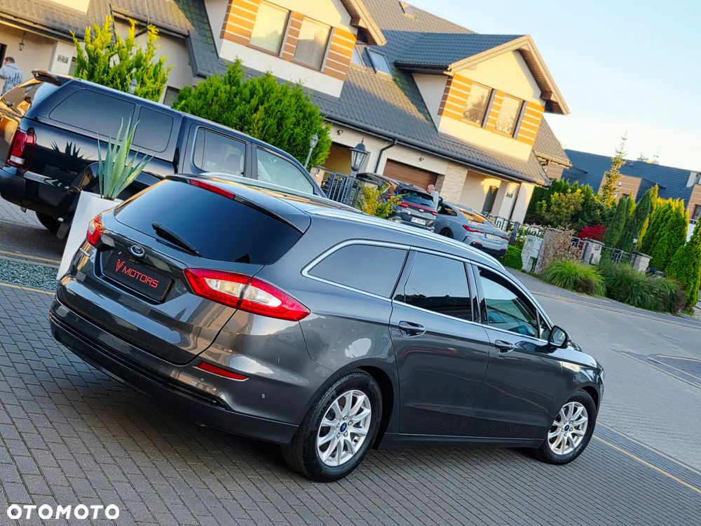Ford Mondeo Turnier 1.6 TDCi ECOnetic Start-Stopp Titanium - 33