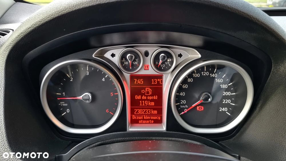 Ford Kuga 2.0 TDCi 4x4 Titanium - 30