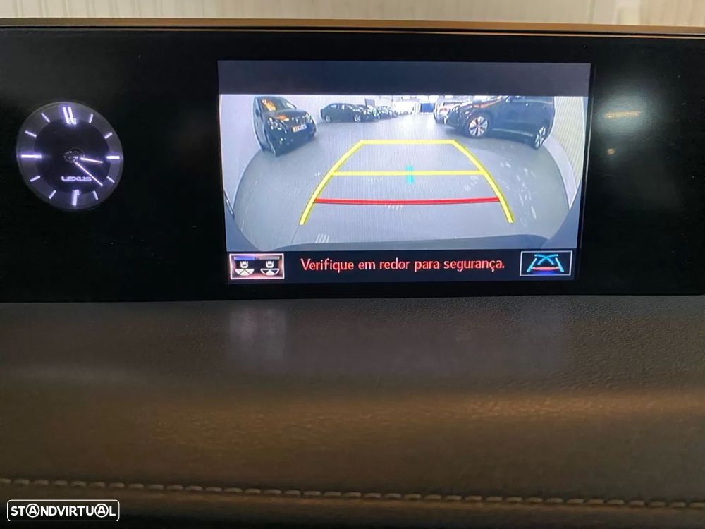 Lexus UX 250h Executive+ - 11