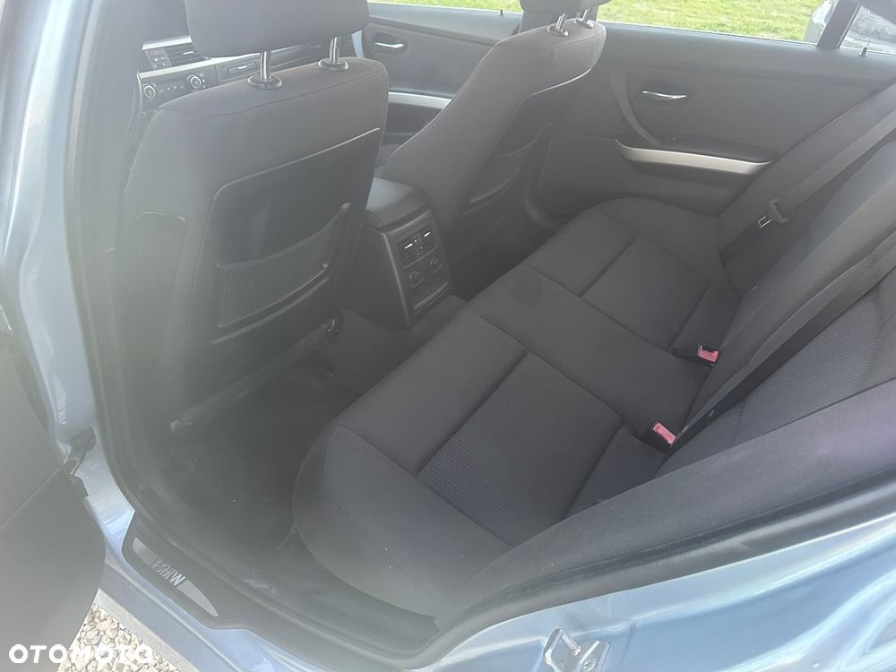 BMW Seria 3 - 10