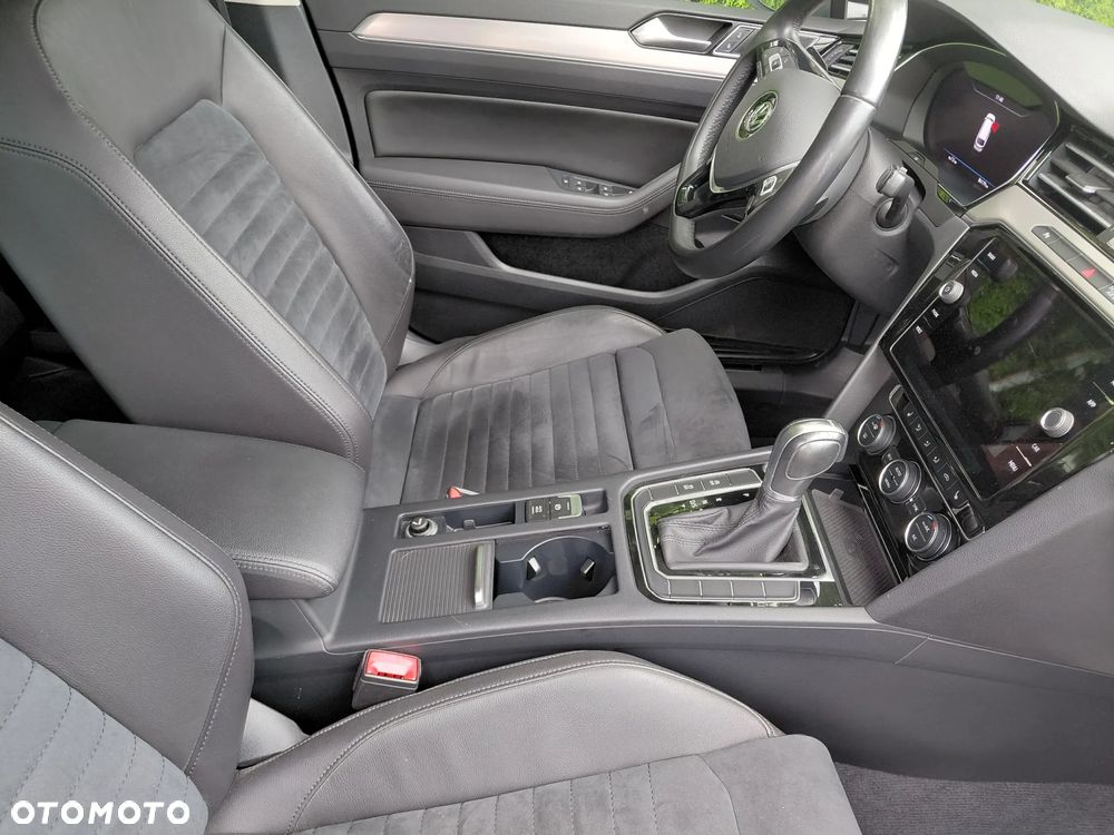 Volkswagen Passat 1.8 TSI BMT Highline DSG - 16