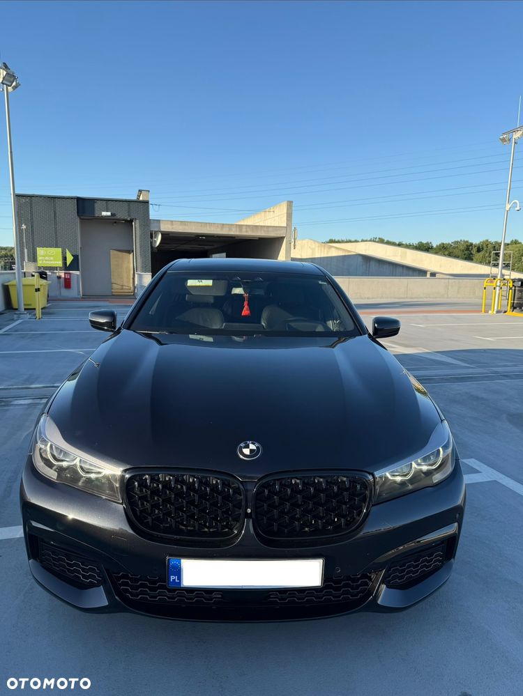 BMW Seria 7 740Li - 13