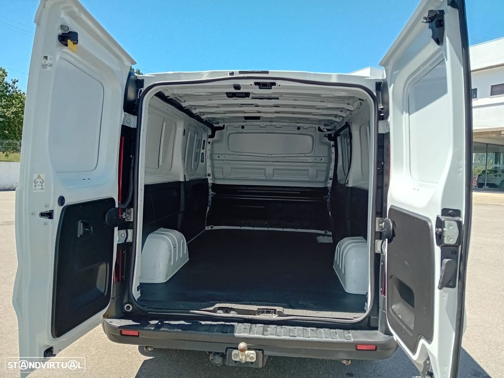 Renault Trafic III (F82) - 8