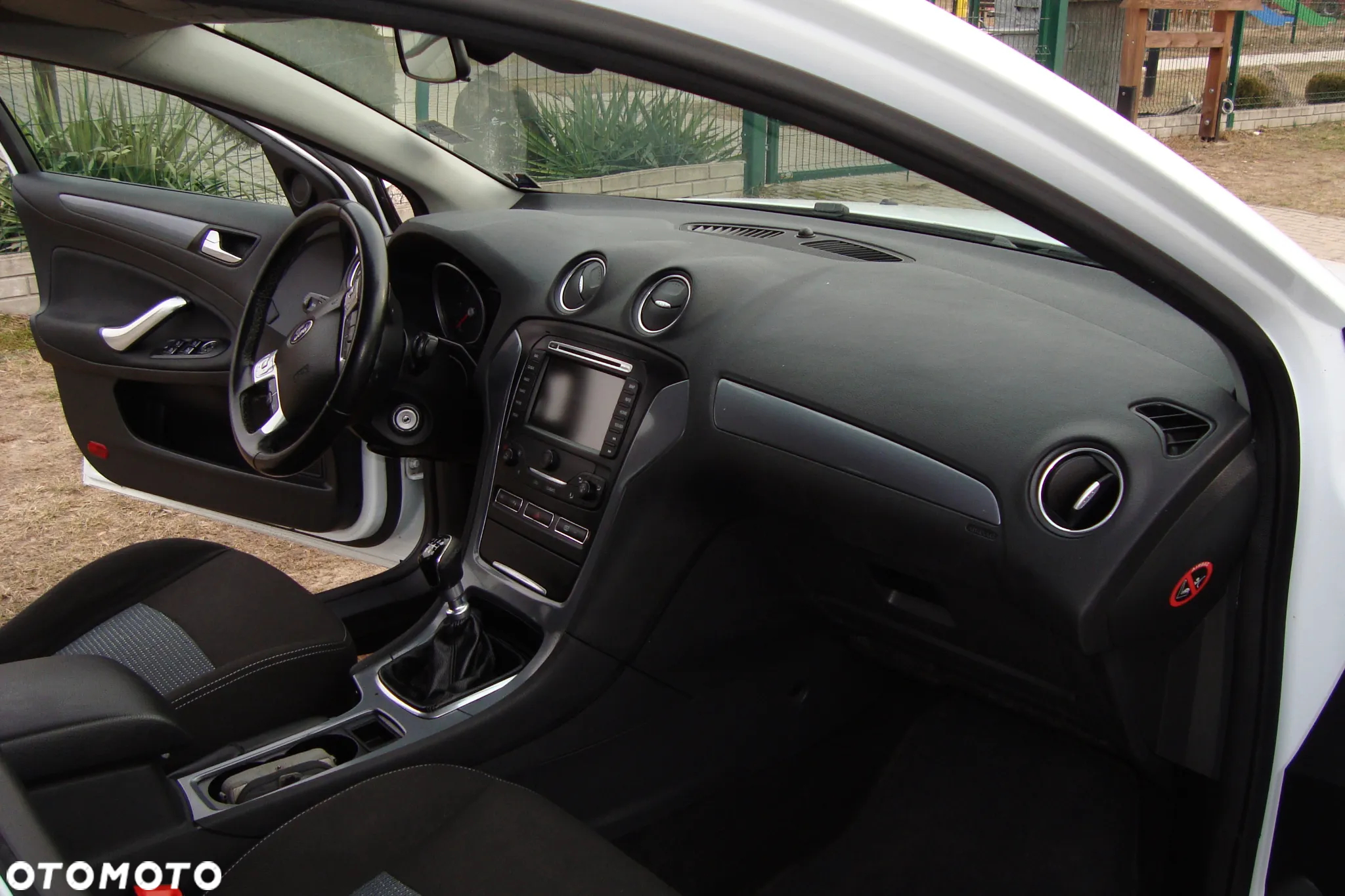 Ford Mondeo 1.6 TDCi Business Edition - 23