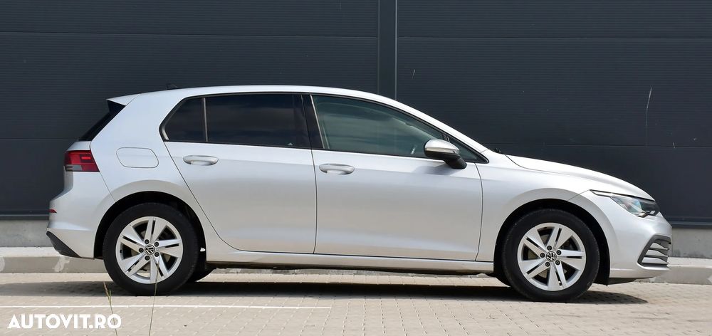 Volkswagen Golf 1.5 eTSI OPF DSG Active - 3