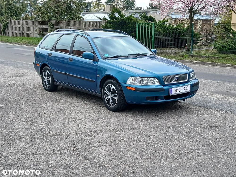 Volvo V40 - 1