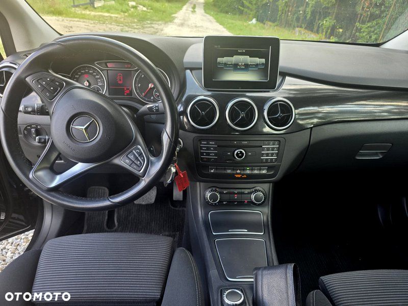 Mercedes-Benz Klasa B 180 d 7G-DCT Edition - 12