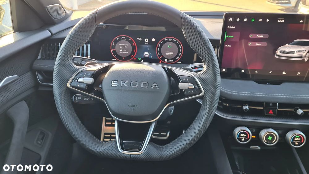 Skoda Superb 2.0 TDI SCR 4x4 Sportline DSG - 16