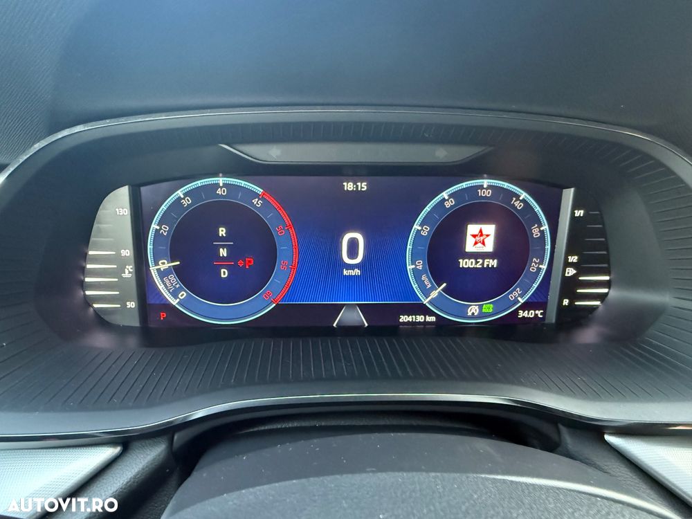 Skoda Octavia 2.0 TDI DSG Style - 23