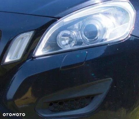 ZAŚLEPKA SPRYSKIWACZA VOLVO S60 / V60 10-13 KOLORY - 9