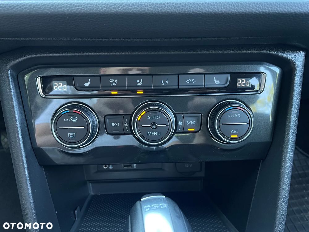 Volkswagen Tiguan - 13