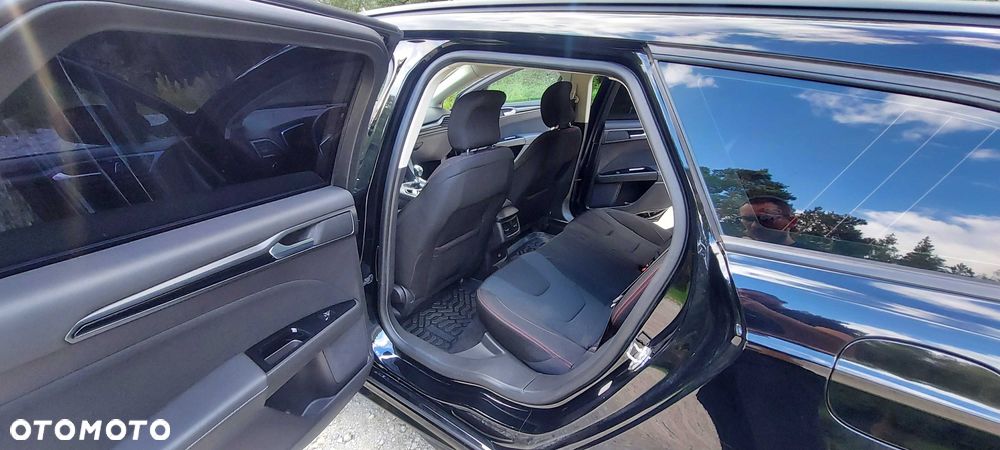Ford Mondeo SW - 7
