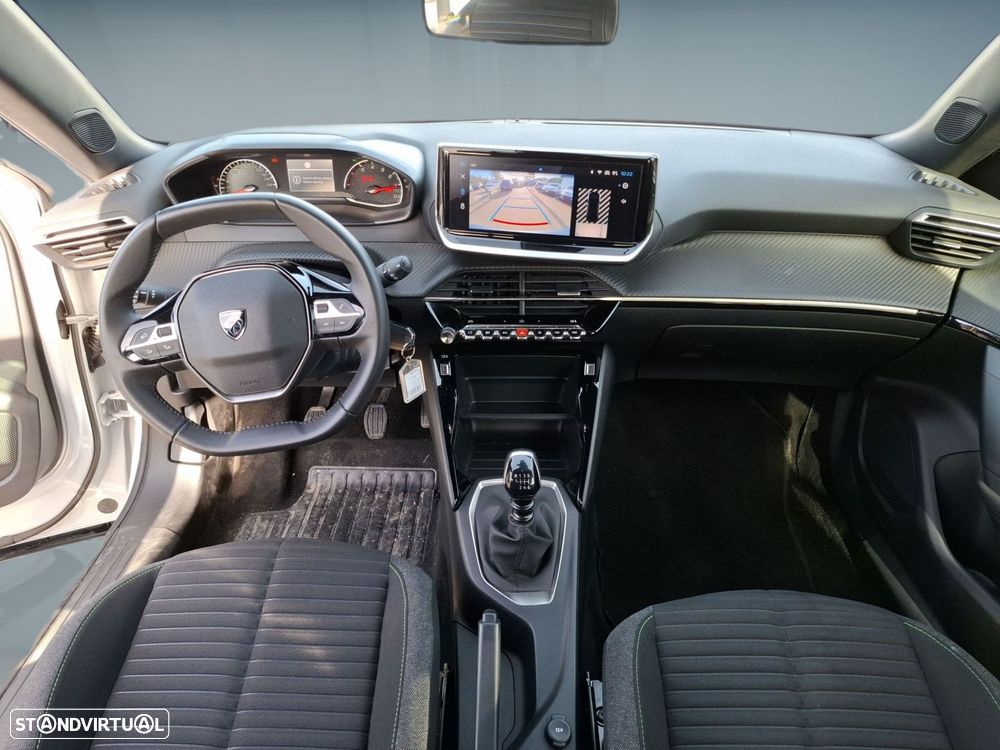 Peugeot 2008 1.2 PureTech Active — fotografia 12