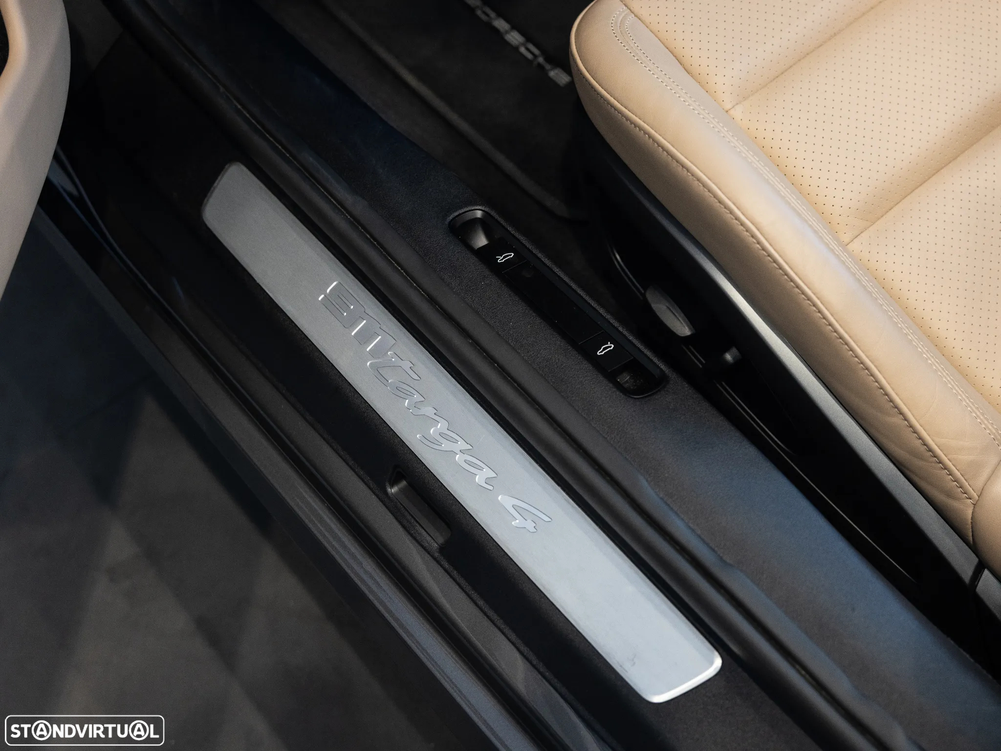 Porsche 911 (992) Targa 4 PDK - 30