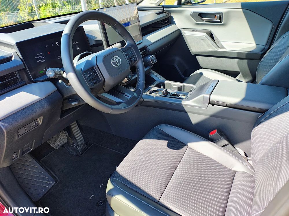 Toyota RAV4 - 12