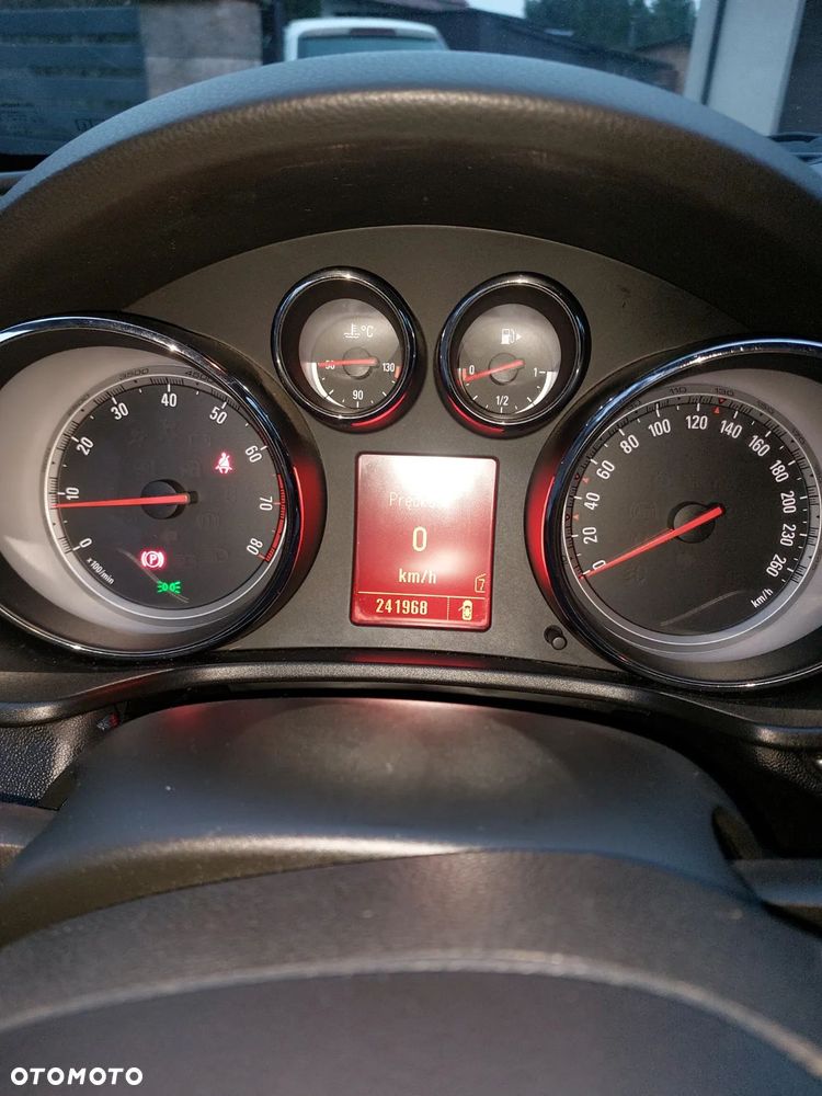 Opel Insignia 1.6 Turbo Sport - 18