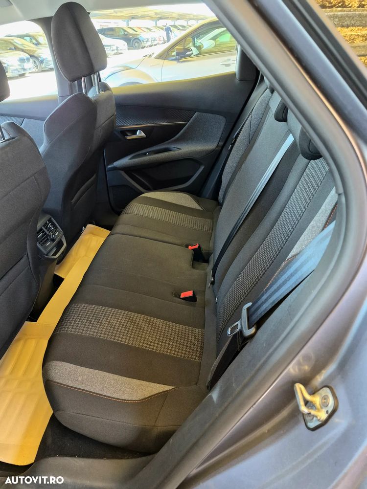 Peugeot 5008 BlueHDI 130 EAT8 Active Pack - 9