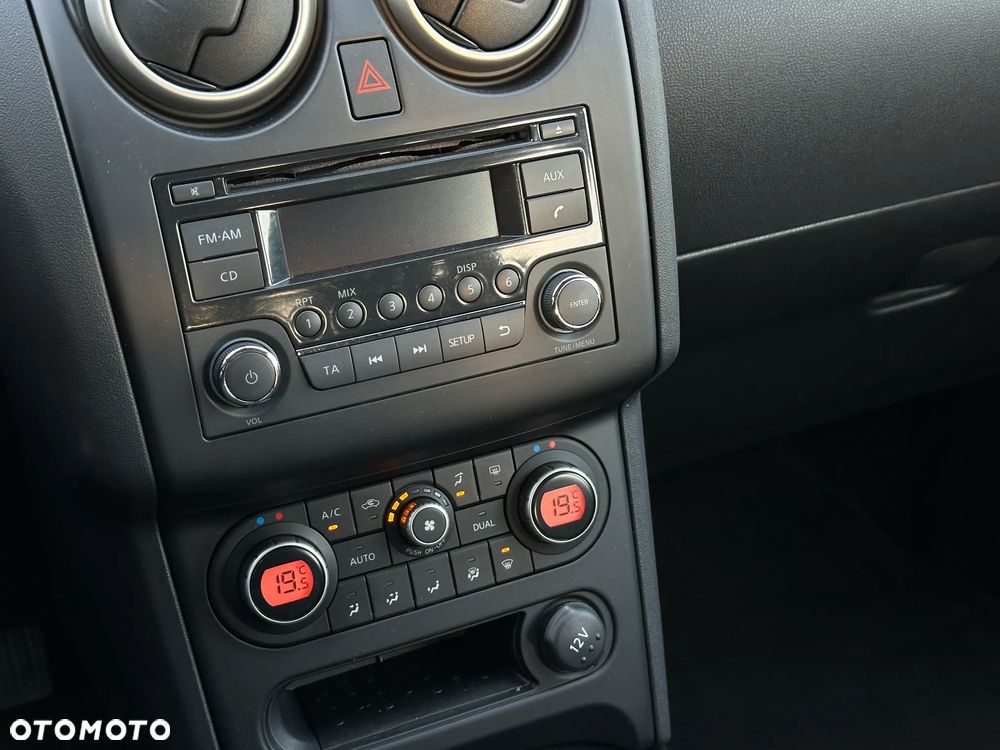 Nissan Qashqai 2.0 4 x 4 tekna - 16