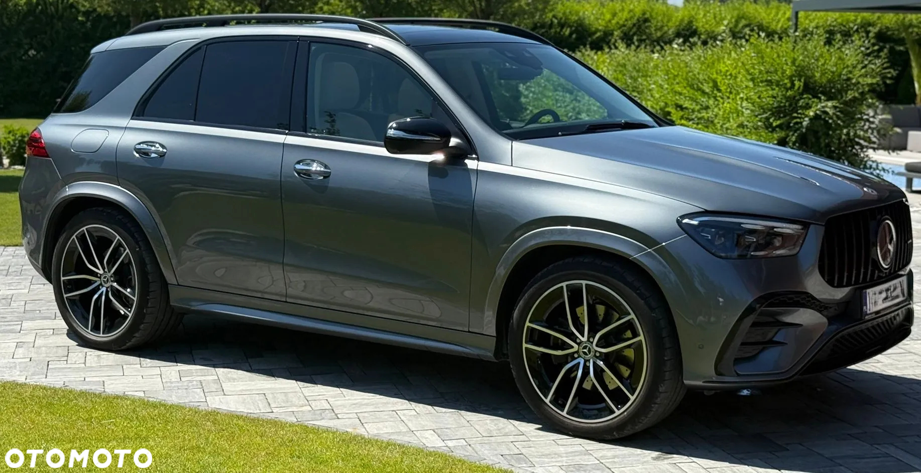 Mercedes-Benz GLE - 11