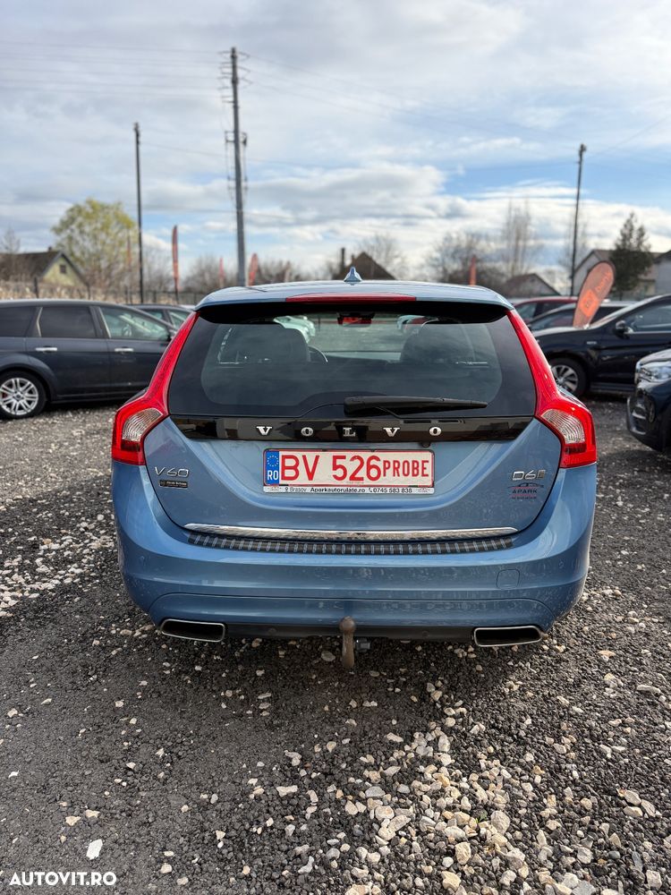 Volvo V60 D6 Plug-In-Hybrid AWD Geartronic Momentum - 15