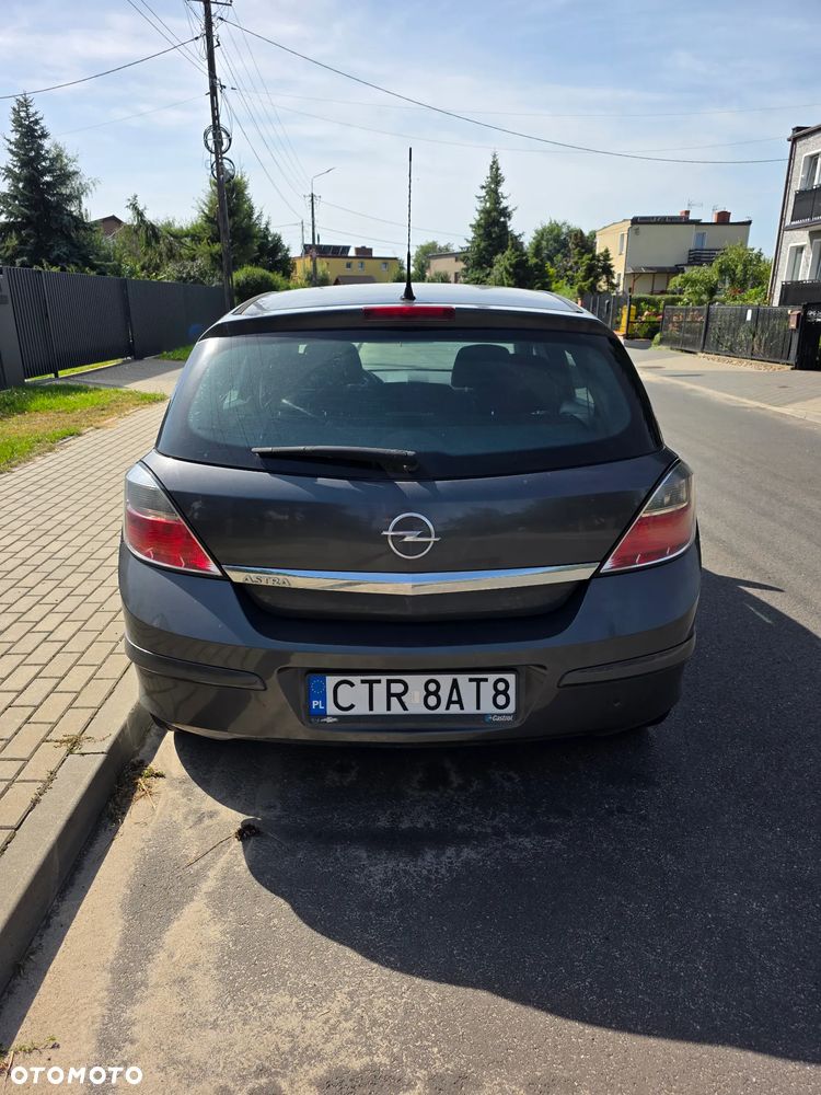 Opel Astra 1.6 - 5