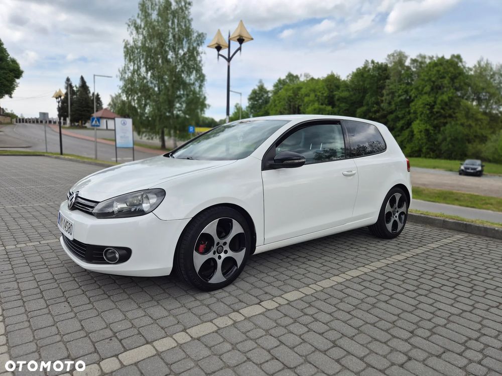 Volkswagen Golf - 2