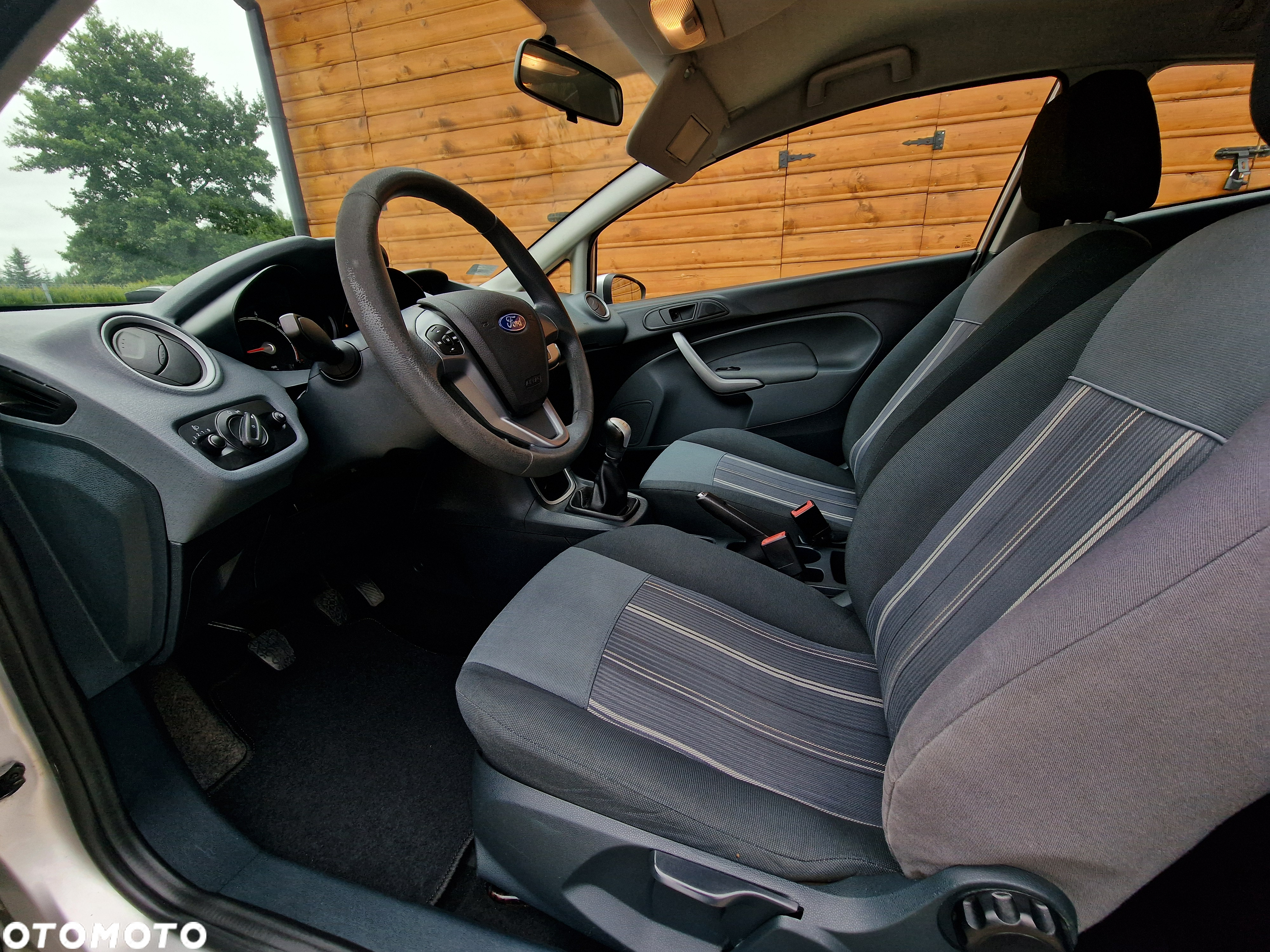 Ford Fiesta 1.25 Silver X - 16