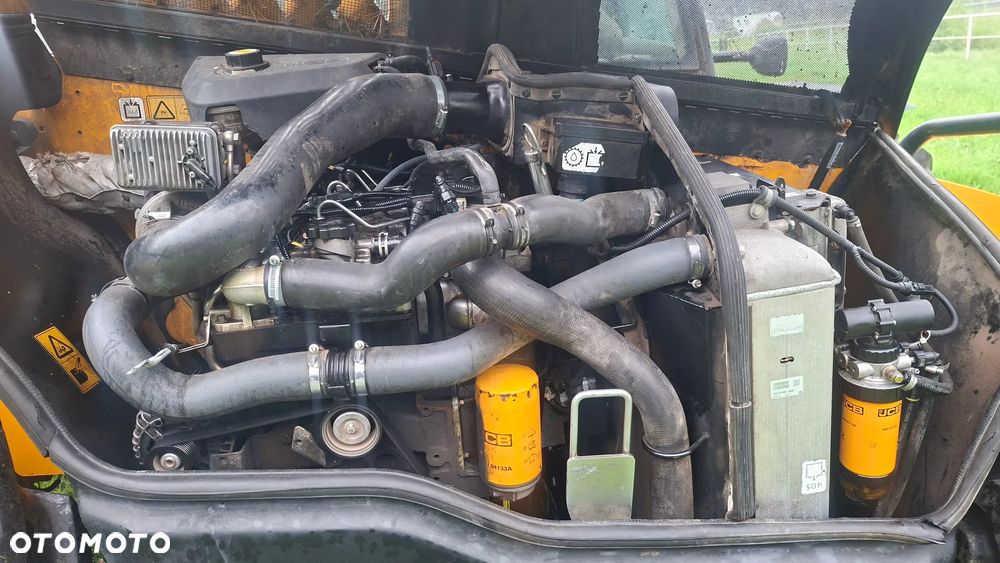 JCB 541-70 - 11