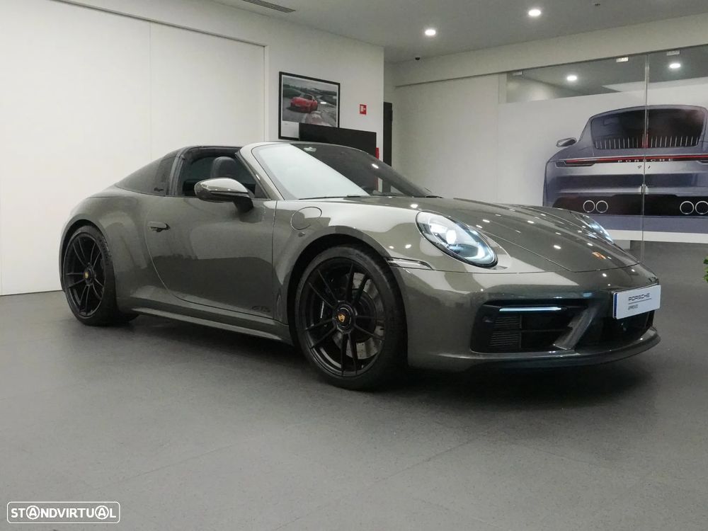 Porsche 911 (992) Targa 4 GTS PDK - 18