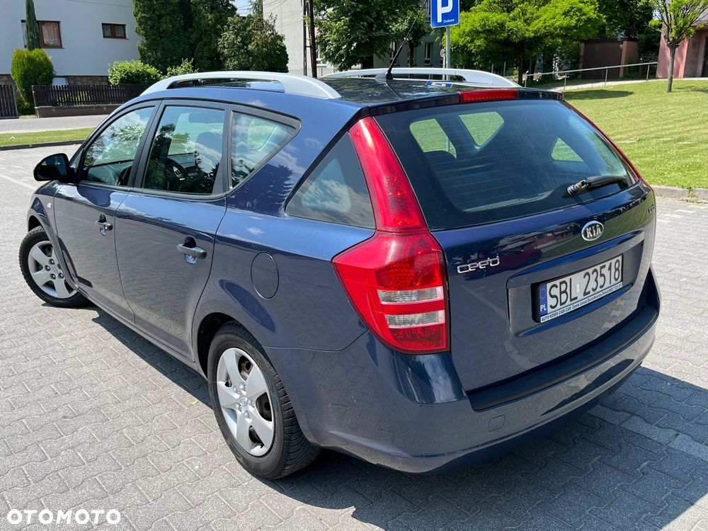 Kia Ceed 1.6 Crdi Comfort + - 4