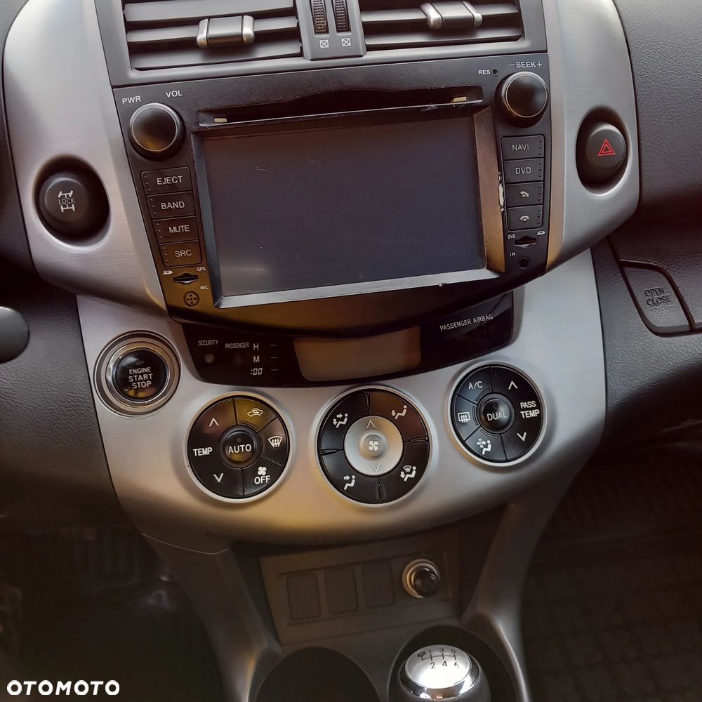 Toyota RAV4 2.2 D-CAT 4x4 Executive - 13