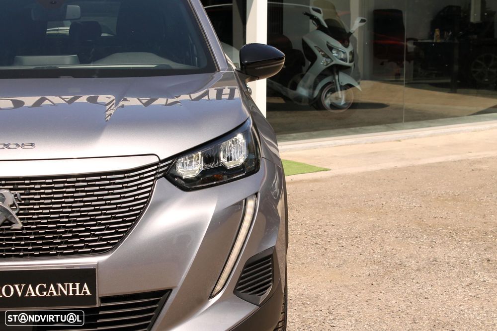 Peugeot e-2008 50 kWh Active Pack - 36