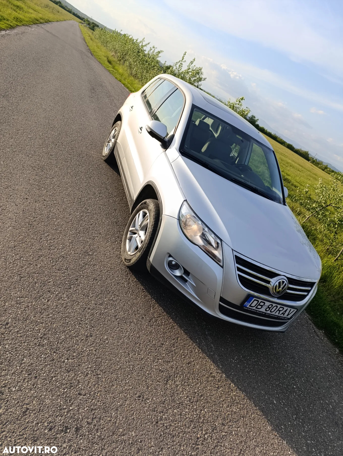Volkswagen Tiguan 2.0 TDI DPF 4Motion Automatik Trend&Fun - 3