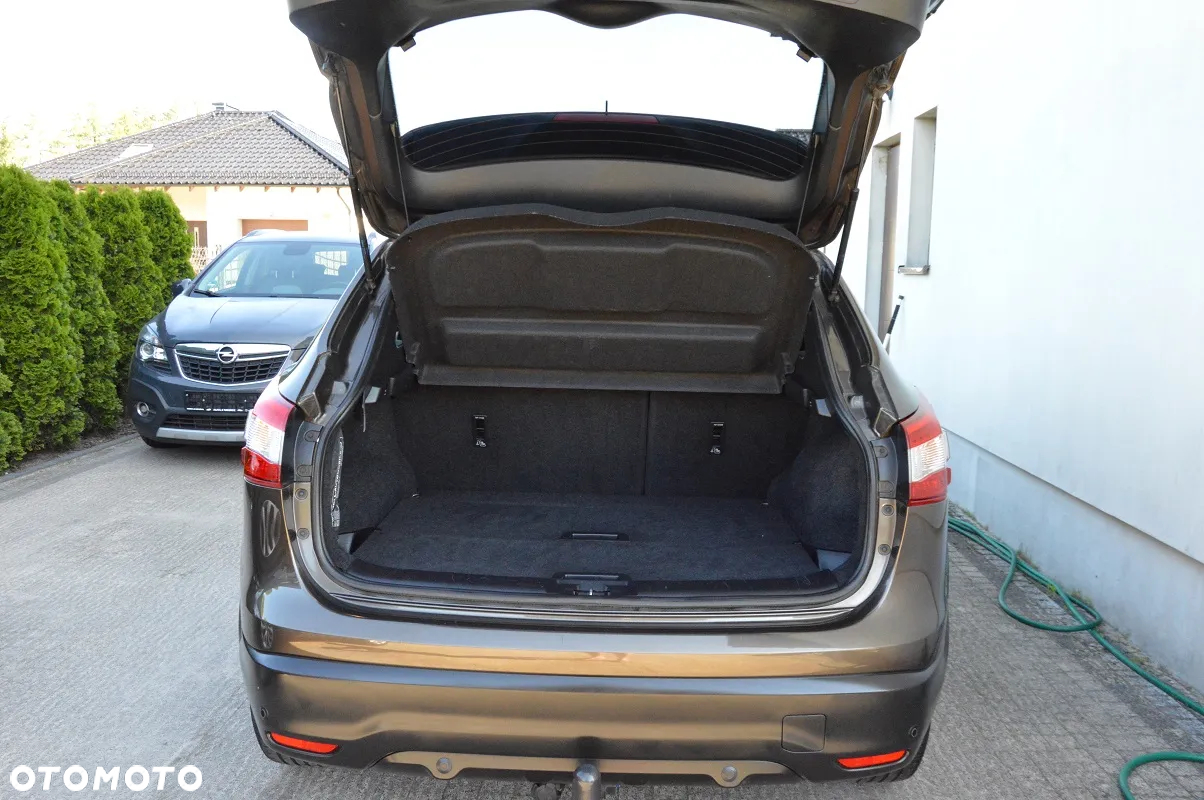 Nissan Qashqai 1.6 DCi N-Connecta EU6 - 29