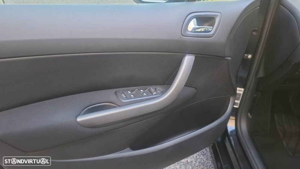 Peugeot 308 1.6 HDi Premium - 21