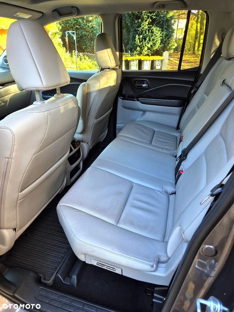 Honda Ridgeline - 24