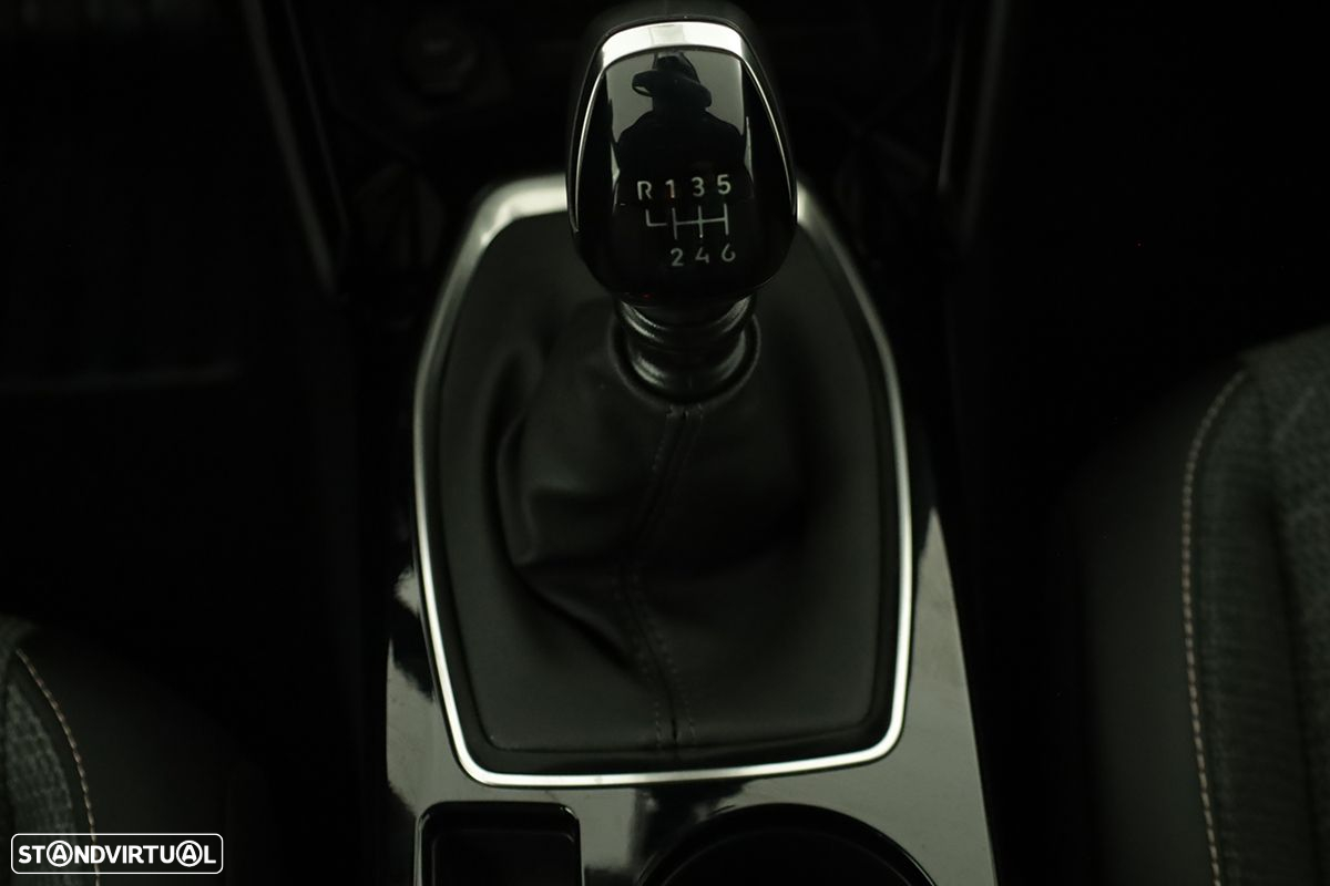 Peugeot 2008 1.2 PureTech Allure - 14