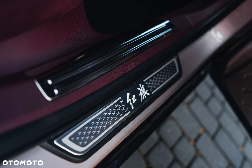 Hongqi H9 2.0T Deluxe - 33