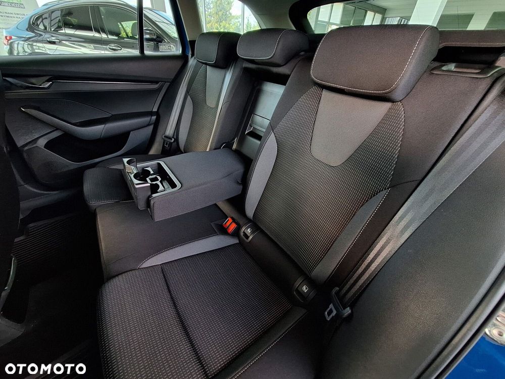 Skoda Octavia 2.0 TDI Ambition DSG - 14