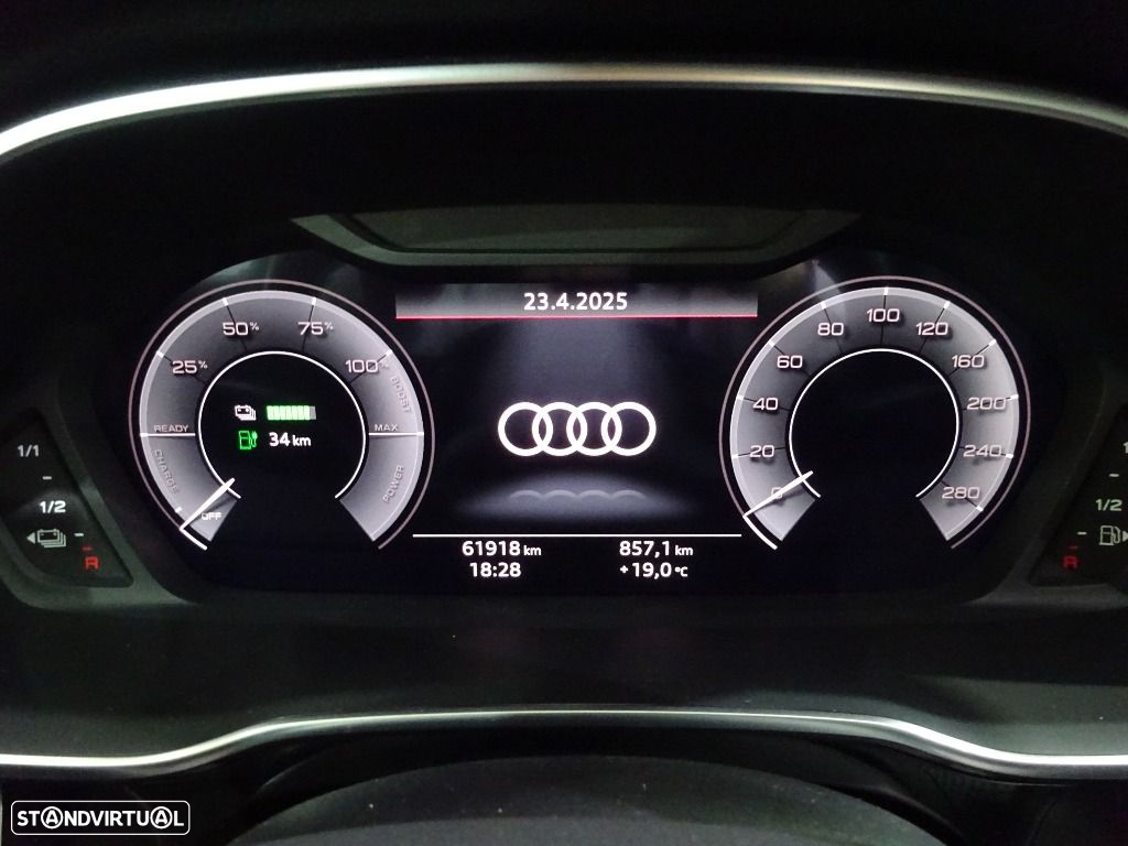 Audi Q3 45 TFSIe S line S tronic - 11