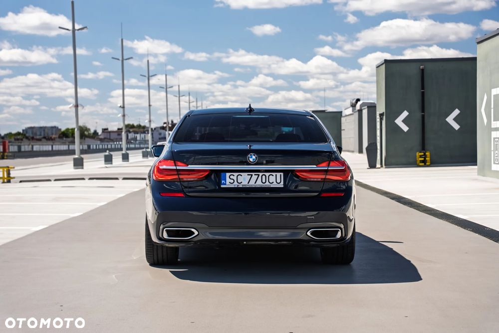 BMW Seria 7 730d sport - 8