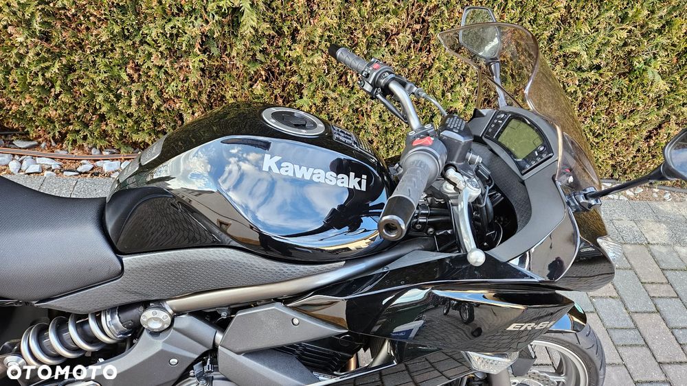 Kawasaki ER - 16