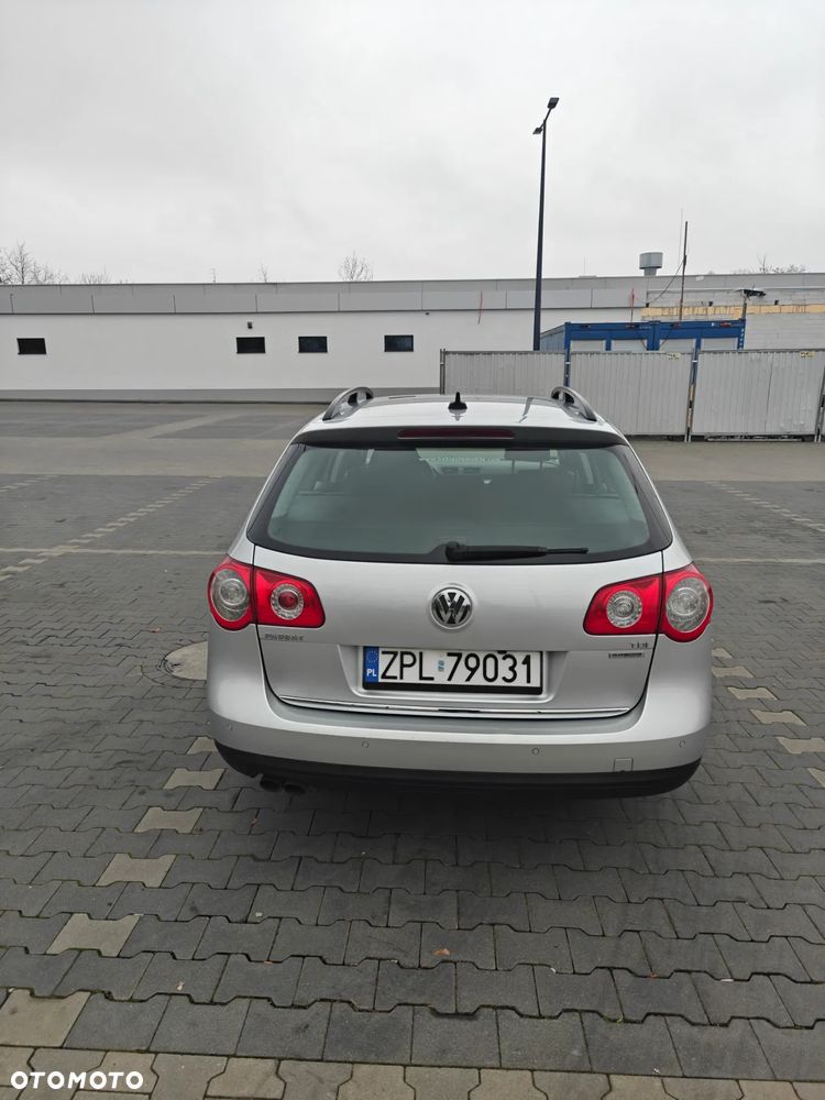 Volkswagen Passat 2.0 TDI DPF Sportline - 5