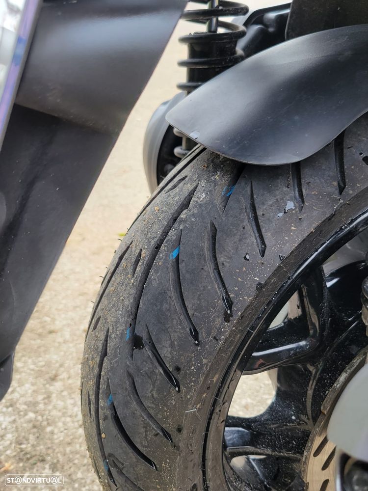 Sym GTS GTS 125i - 5