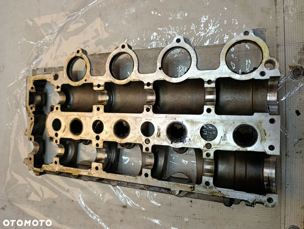 Focus MK3 pokrywa zaworów łoże 2,0TDCI euro 5 podstawa mocowanie wałków rozrządu Citroen Peugeot Ford - 1